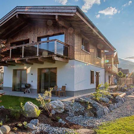 Apartment In Wald Im Pinzgau With A Carport Exteriér fotografie